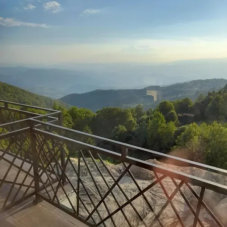 Prezident Marta アパート